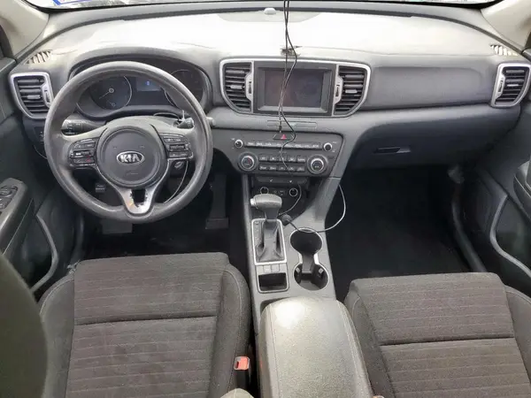KNDPM3AC0J7413199 2018 KIA SPORTAGE - Image 8