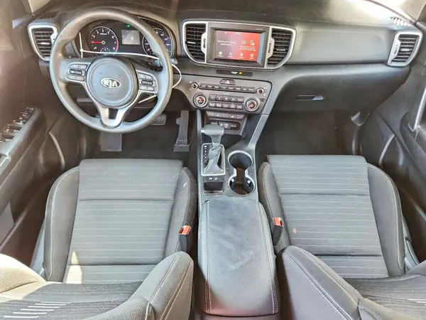 KNDPM3AC0J7413316 2018 KIA SPORTAGE - Image 8