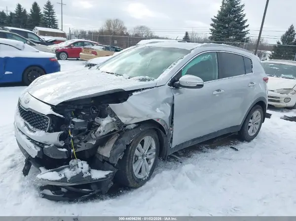 KNDPM3AC0J7419469 2018 KIA SPORTAGE - Image 2