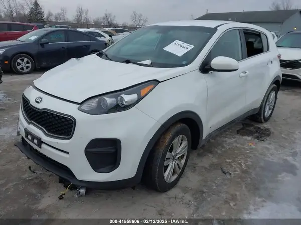 KNDPM3AC0J7423067 2018 KIA SPORTAGE - Image 2