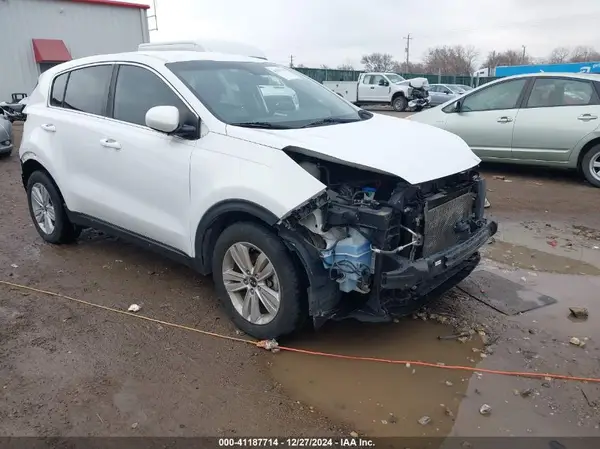 KNDPM3AC0J7432061 2018 KIA SPORTAGE - Image 1
