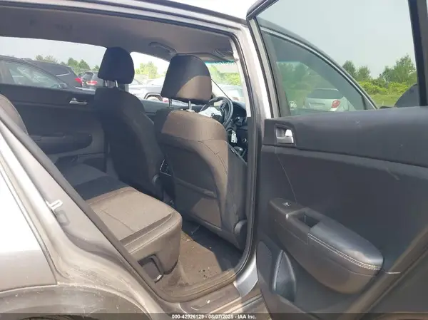 KNDPM3AC0J7445411 2018 KIA SPORTAGE - Image 8