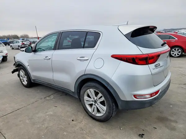 KNDPM3AC0J7447658 2018 KIA SPORTAGE - Image 2