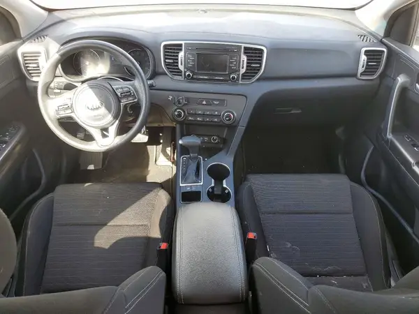 KNDPM3AC0J7450222 2018 KIA SPORTAGE - Image 8