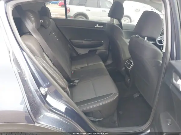 KNDPM3AC0J7454237 2018 KIA SPORTAGE - Image 8