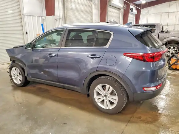KNDPM3AC0J7460569 2018 KIA SPORTAGE - Image 2