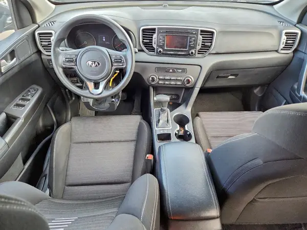 KNDPM3AC0J7463732 2018 KIA SPORTAGE - Image 8