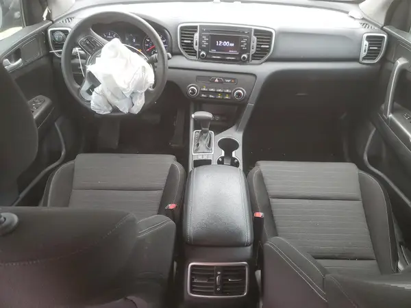 KNDPM3AC0J7474102 2018 KIA SPORTAGE - Image 8