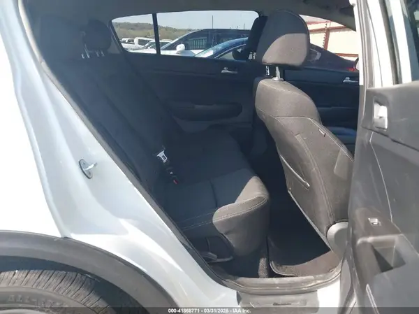 KNDPM3AC0K7543064 2019 KIA SPORTAGE - Image 8
