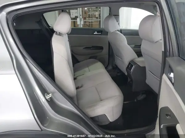 KNDPM3AC0K7561130 2019 KIA SPORTAGE - Image 8