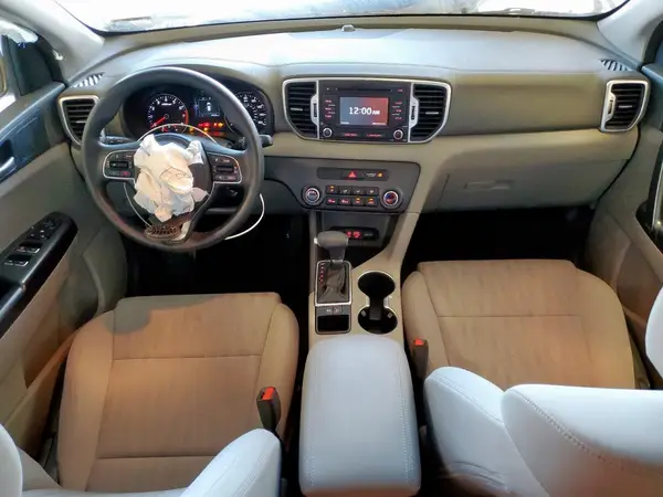 KNDPM3AC0K7586187 2019 KIA SPORTAGE - Image 8