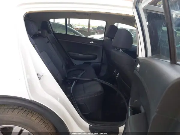 KNDPM3AC0K7619186 2019 KIA SPORTAGE - Image 8