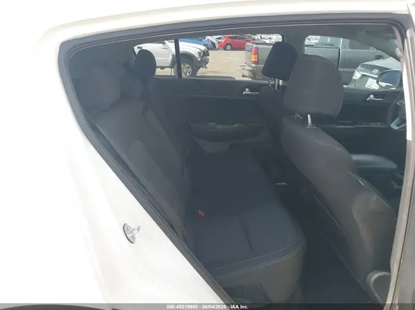 KNDPM3AC0M7892633 2021 KIA SPORTAGE - Image 8