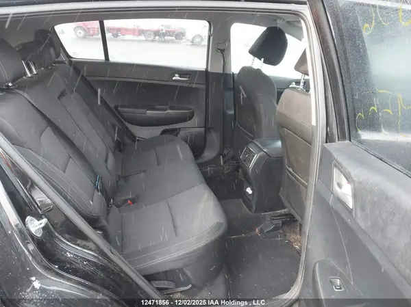 KNDPM3AC0N7959555 2022 KIA SPORTAGE - Image 8