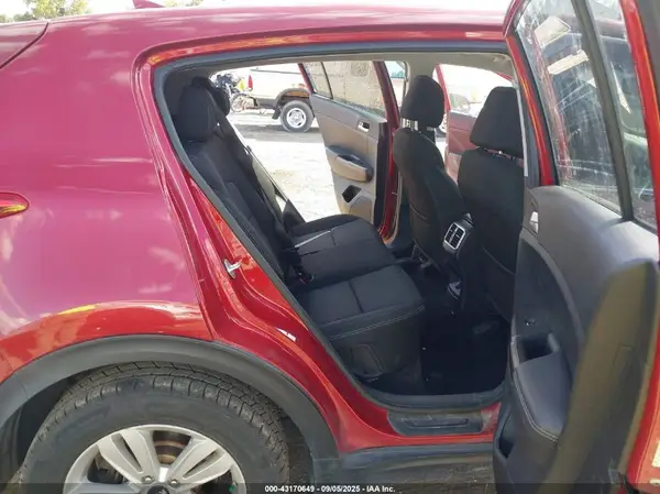 KNDPM3AC1H7041902 2017 KIA SPORTAGE - Image 8