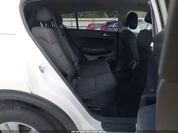 KNDPM3AC1H7098083 2017 KIA SPORTAGE - Image 8