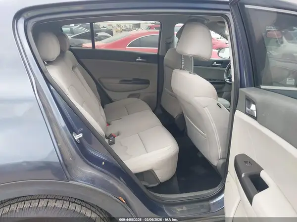 KNDPM3AC1H7130806 2017 KIA SPORTAGE - Image 8