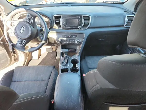 KNDPM3AC1H7227083 2017 KIA SPORTAGE - Image 8