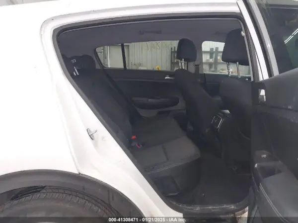 KNDPM3AC1H7229271 2017 KIA SPORTAGE - Image 8