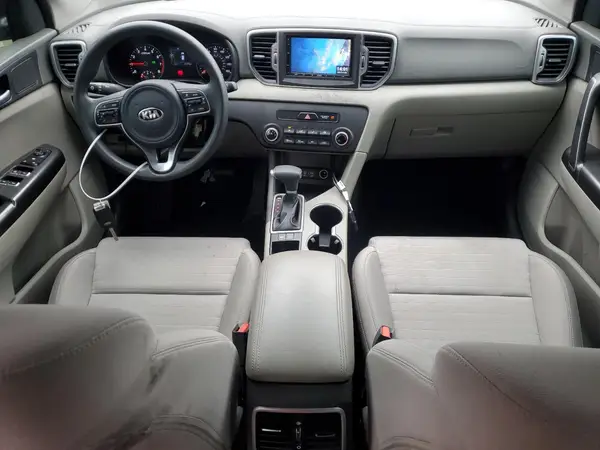 KNDPM3AC1J7322202 2018 KIA SPORTAGE - Image 8