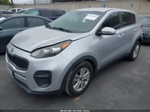 KNDPM3AC1J7332664 2018 KIA SPORTAGE - Image 2