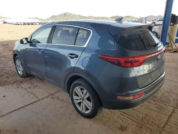 KNDPM3AC1J7333684 2018 KIA SPORTAGE - Image 2