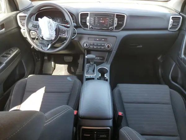 KNDPM3AC1J7336374 2018 KIA SPORTAGE - Image 8