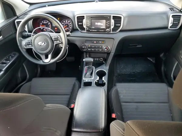 KNDPM3AC1J7336777 2018 KIA SPORTAGE - Image 8