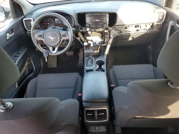 KNDPM3AC1J7339002 2018 KIA SPORTAGE - Image 8