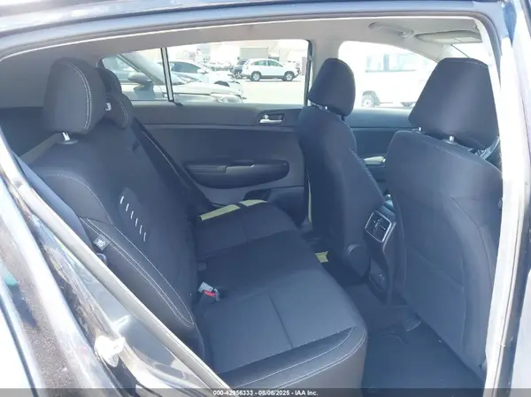 KNDPM3AC1J7354485 2018 KIA SPORTAGE - Image 8