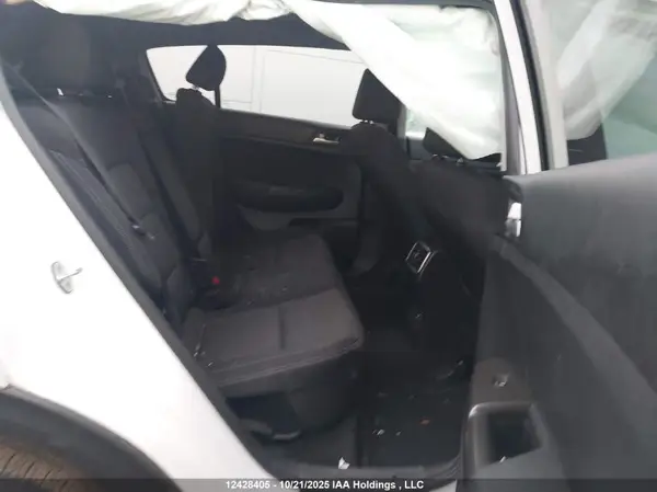 KNDPM3AC1J7363512 2018 KIA SPORTAGE - Image 8