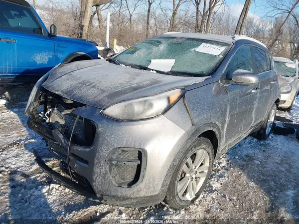 KNDPM3AC1J7396929 2018 KIA SPORTAGE - Image 2