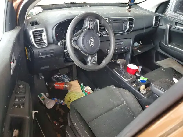 KNDPM3AC1J7400879 2018 KIA SPORTAGE - Image 8