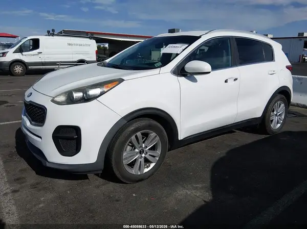 KNDPM3AC1J7420873 2018 KIA SPORTAGE - Image 2