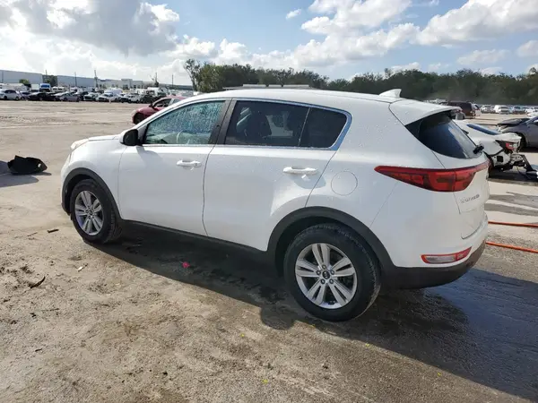 KNDPM3AC1J7445580 2018 KIA SPORTAGE - Image 2