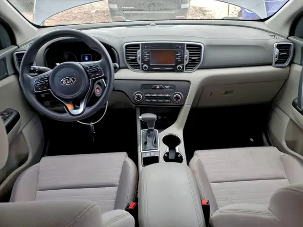 KNDPM3AC1J7481415 2018 KIA SPORTAGE - Image 8