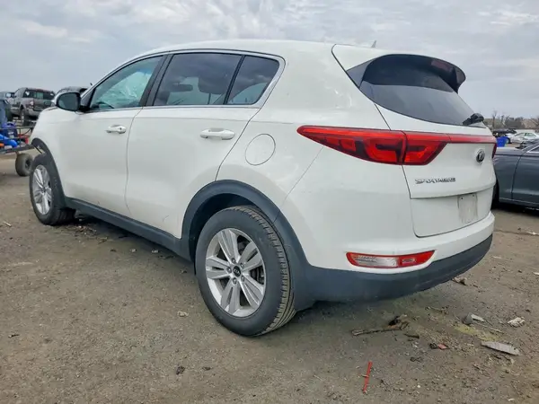 KNDPM3AC1J7484167 2018 KIA SPORTAGE - Image 2