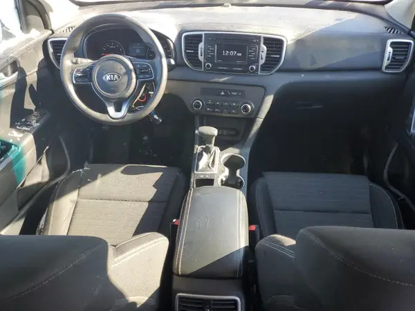 KNDPM3AC1J7485240 2018 KIA SPORTAGE - Image 8