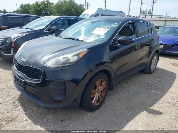 KNDPM3AC1J7488154 2018 KIA SPORTAGE - Image 2