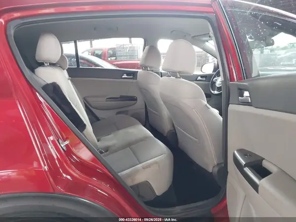 KNDPM3AC1K7506797 2019 KIA SPORTAGE - Image 8