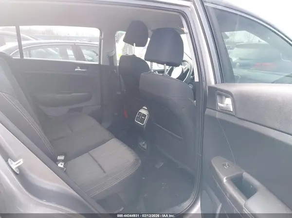 KNDPM3AC1K7550850 2019 KIA SPORTAGE - Image 8