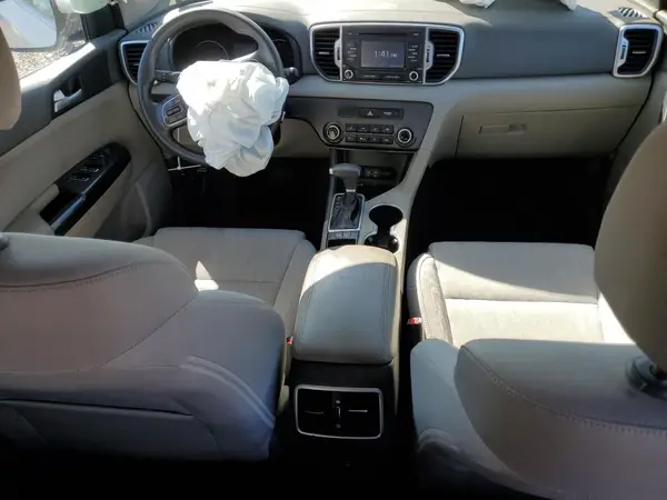 KNDPM3AC1K7558317 2019 KIA SPORTAGE - Image 8