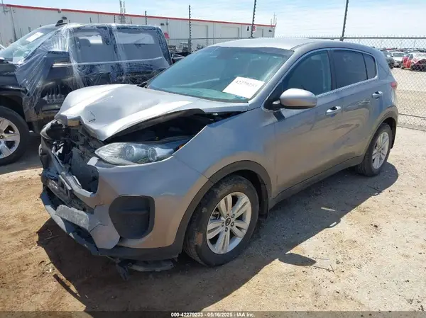 KNDPM3AC1K7560990 2019 KIA SPORTAGE - Image 2