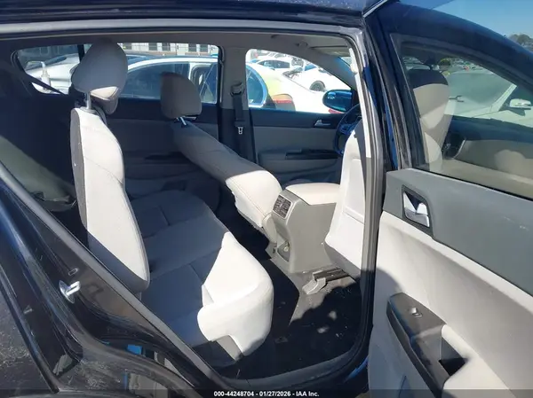 KNDPM3AC1K7615163 2019 KIA SPORTAGE - Image 8