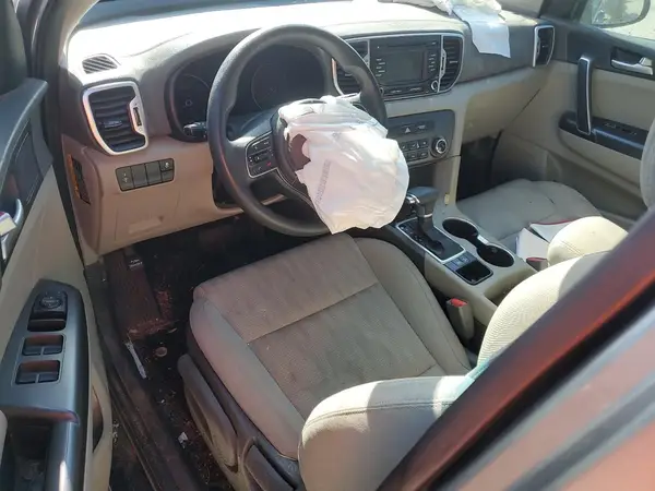 KNDPM3AC1K7622629 2019 KIA SPORTAGE - Image 8