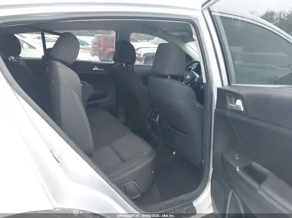 KNDPM3AC1L7821598 2020 KIA SPORTAGE - Image 8