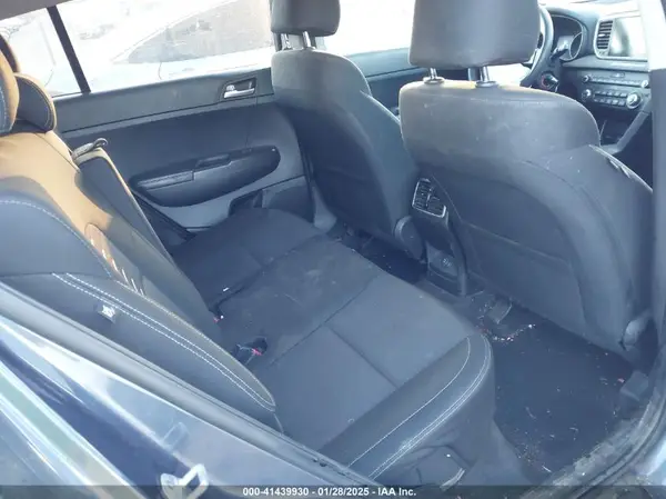 KNDPM3AC1M7847572 2021 KIA SPORTAGE - Image 8