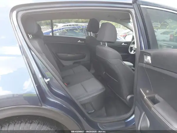 KNDPM3AC1M7885366 2021 KIA SPORTAGE - Image 8