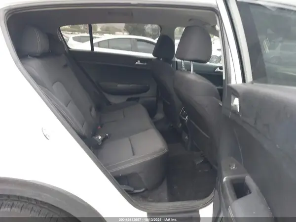 KNDPM3AC1N7002206 2022 KIA SPORTAGE - Image 8