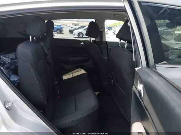 KNDPM3AC1N7015800 2022 KIA SPORTAGE - Image 8